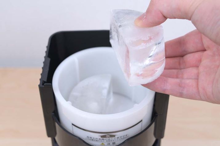 XJbvXoA{̂ɃZbgBJbvɍa邨ArIȒPɕXo