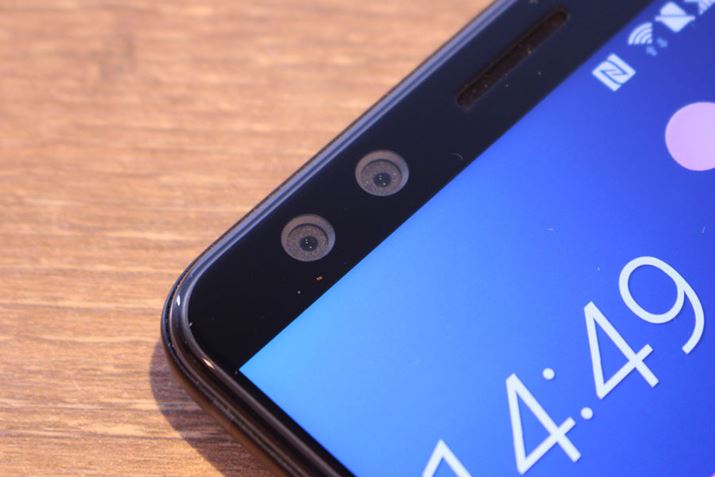 tgJ́A800fBwîڂȂǂs