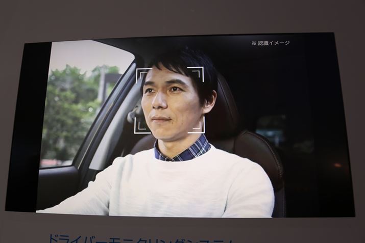 Xo V^tHX^[ɓڂĂuhCo[j^OVXevɂFC[W