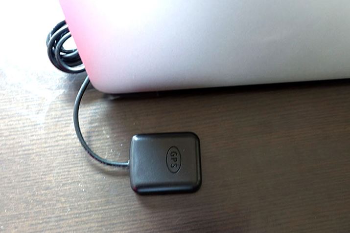 ́AeLg[Ƀp\R̗ɂłuĂ܂