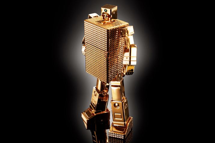 �M�҂�100�~���C�^�[�ł͂Ȃ��A�S�[���h���C�^���̂悤�ȋ��s�J�ȃ��C�^�[�ɂȂ肽���ł��i�΁j