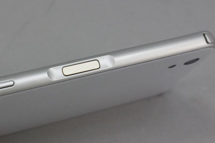 wF؃ZT[EʂɓځBʂ̊g傪݂ɍsuExliderv̑ɂgp