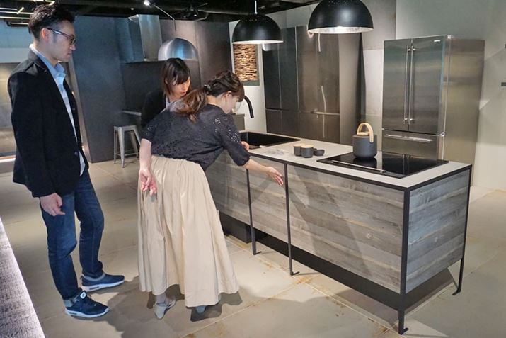 upeB[iELb`viPattina KitchenjBi334500~