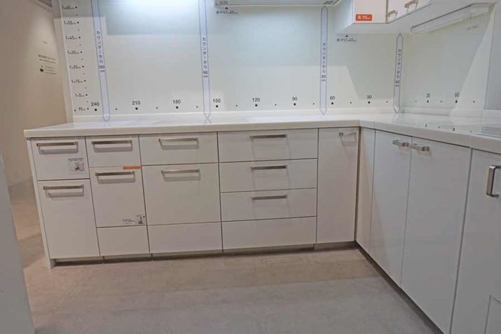 [̓jbgPʂőI\B150mmԊuŕi