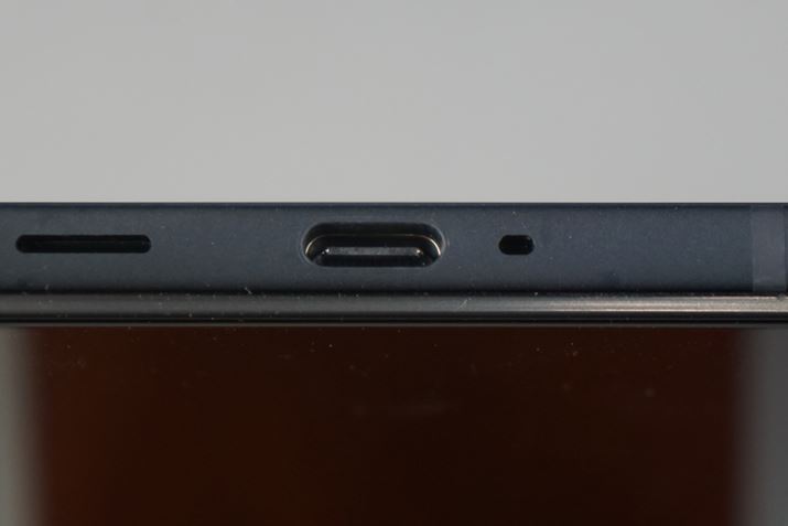 USB Type-C|[ǵAQuick Charge 4.0USB PD 3.0ɑΉĂA}[d̈S߂Ă