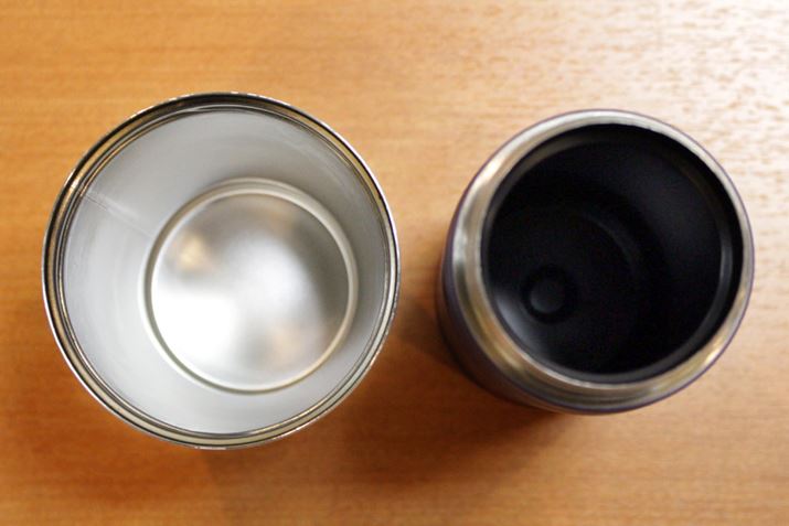 XeX̂̂ƔׂĂ݂܂BEuZubhiRj}O{gvł