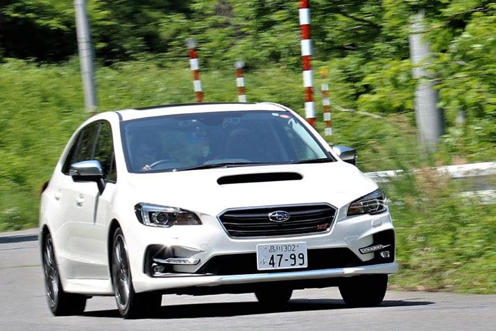 ֒̕OΕt߂̃CfBO[h𑖍sXouH[OSTIX|[cv