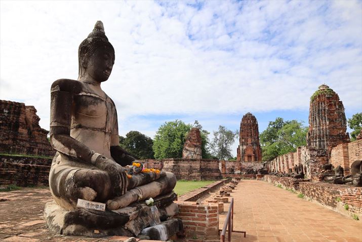 ^C̐EYuA^ՁvEOS Kiss MŎBe