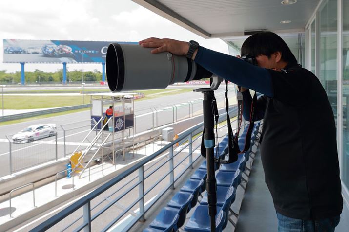 EOS Kiss M400g؂̂ɁAYd̂ődʂ4kgI[o[ł