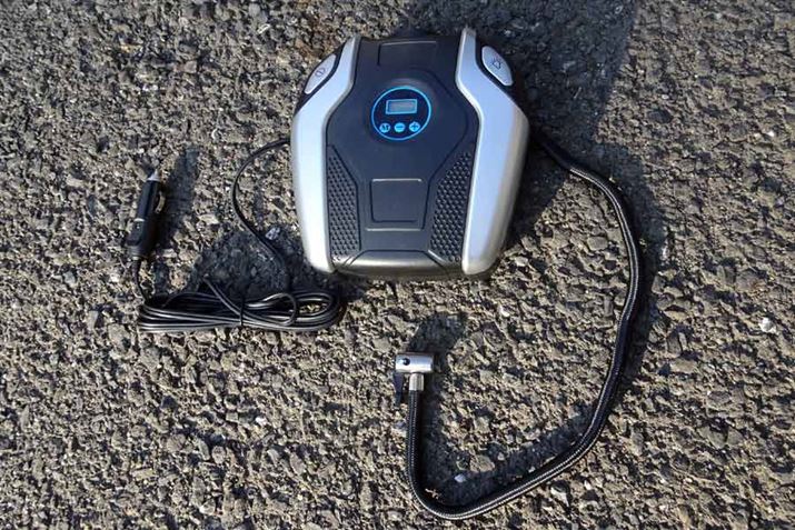 {̂̃TCÝA20×18×7.5cmBԓ̃gNȂǂɌgт₷TCYƌ`ł