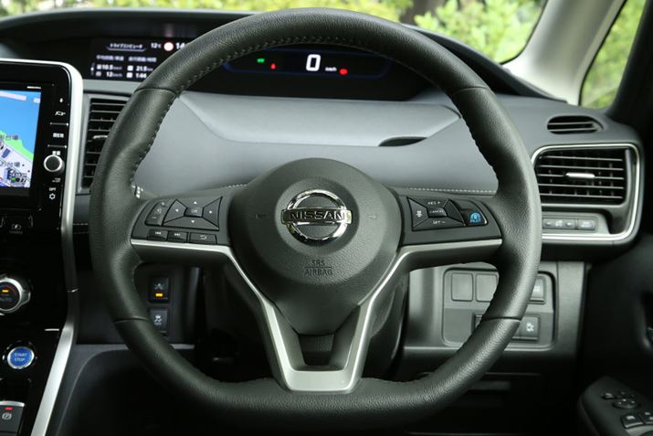 YuZi e-POWERvɂ́AD^̃XeAO̗pĂ