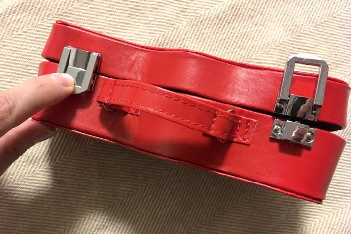 ̂悤ɎtĂAJߋŁA肪\ÂĂ܂