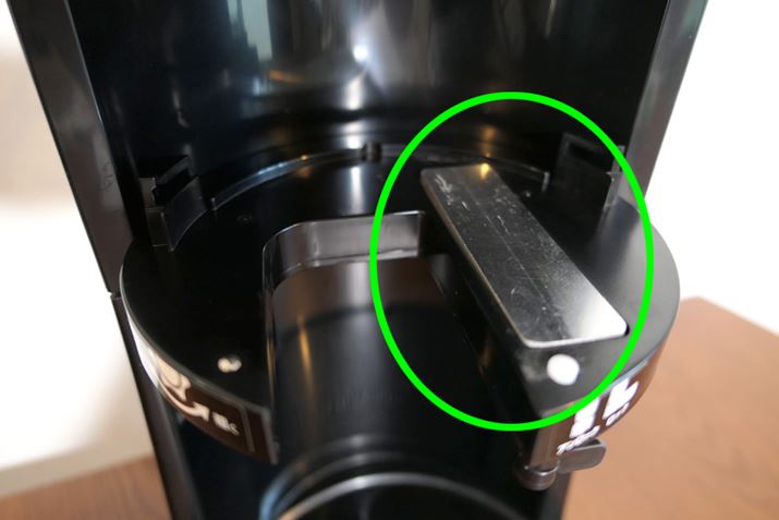 ��F�̕������q�[�^�[�ɂȂ��Ă��܂�