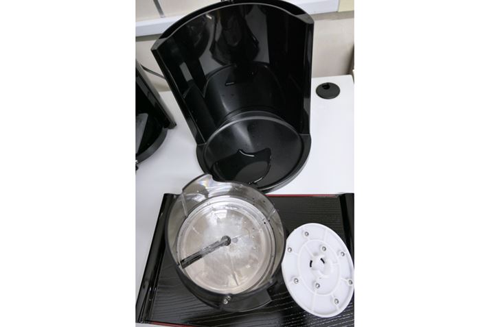 �g�p��́A�X�P�[�X�A�X����������X�p�C�N�A�{�̂̉��������O���ăL���C�ɐ􂦂܂���