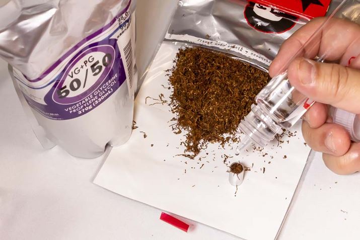 1Hȏ͋@̌̏̌ƂȂ̂ŒӁB܂Adq^oRp\[Lbh𐂂炵Ă