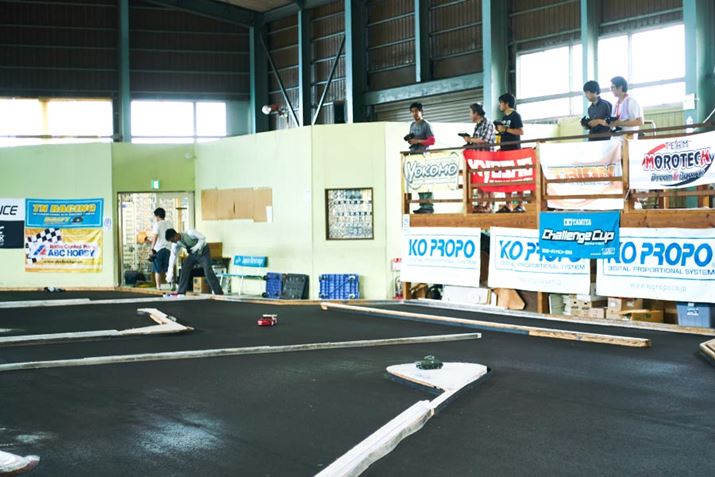 ۂ̃[XƓA{ԑOɃEH[AbvIȑs^C݂Ă̂ŁAϋɓIɑ܂