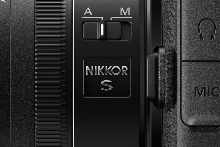 uS-LineṽS̓Y➑̂ɃfUC