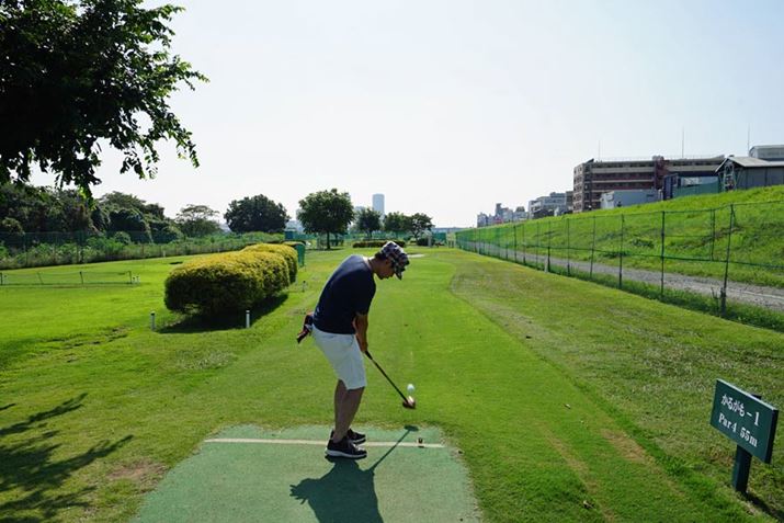 eB[OEhł̓eB[̂悤ȏȑɃ{[悹đł܂B̂ւ̓StƓł