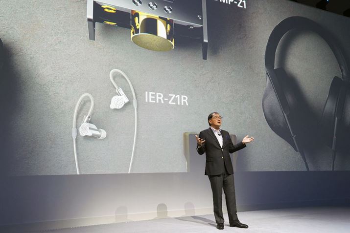 �v���X�J���t�@�����X�ł́gSignature�h�V���[�Y�̐V���i�Q���I