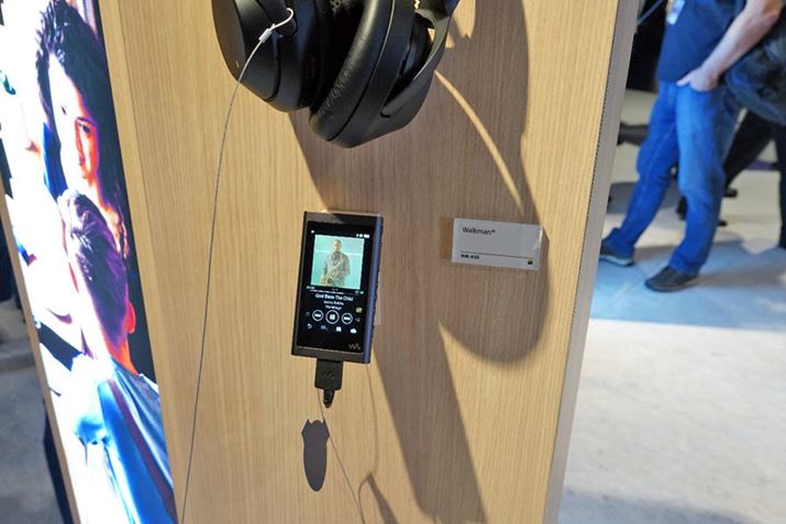 ���B�ł̔������Ȃ����f���Ƃ�����������uWH-1000XM3�v�Ƃ̑g�ݍ��킹�W���̂�