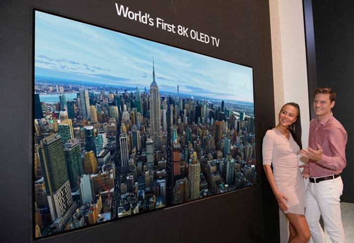 LG�̓j���[�X�����[�X��8K OLED���I