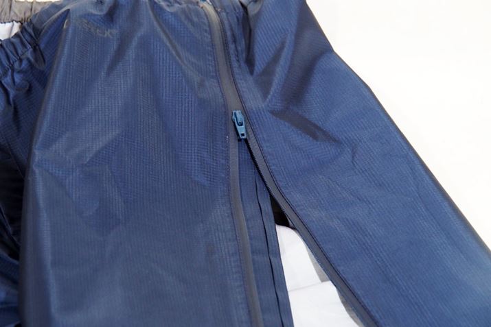 pc̃t@Xi[͍ŏ㕔܂ŊJBSc߂̃V[Y𗚂ĂĂA܂܃pcEł