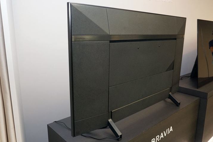 X^h`̂قAwʃfUC傫ύXĂ