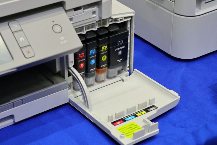 �]���@��Ɠ��l�O�ʂ���C���N�������ł���