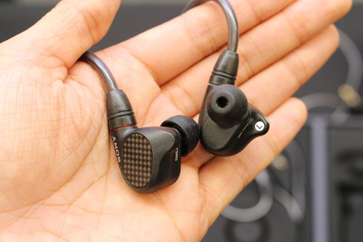 ʃfIER-M9Bsz艿i130,000~Oiŕʁj