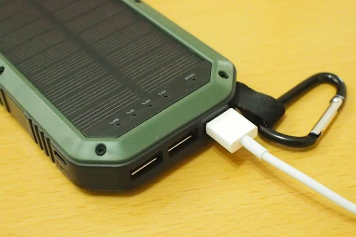 o͗pUSB|[g3B25V/2Ao͂ɑΉĂ܂