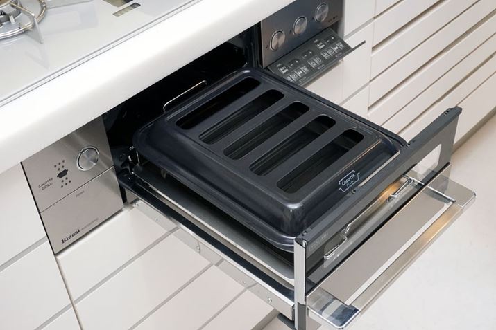 fVÃOp̔閧킪RRbgv[gB2018N8WœĂ܂