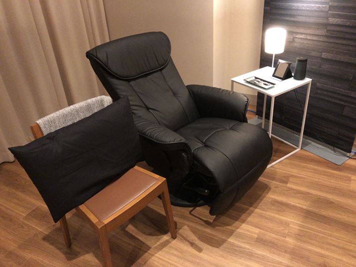 uBOSE NOISE-MASKING SLEEPBUDSv̌ʂۂɐQȂ̌