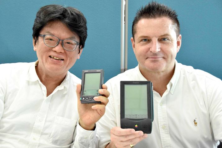 NewtonL[[hɁAoC̖ɂĂA܂܂Ȉӌ킳ꂽ