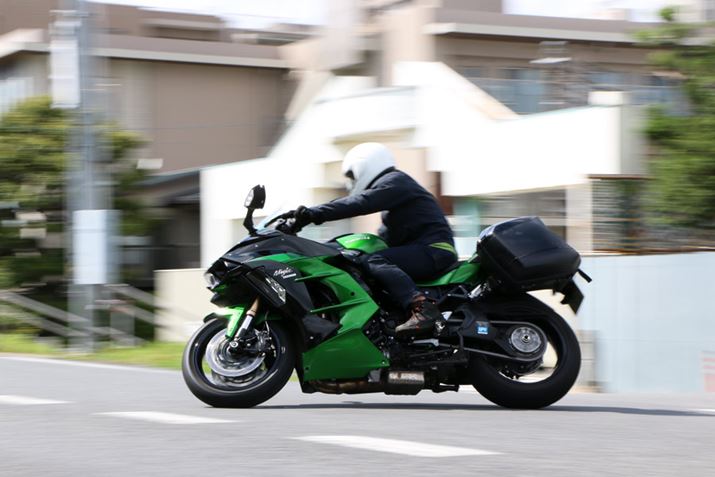 pjAP[X܂őԑ̂͂Ȃ啿Ɍ邪Aԑ̂X鑀͂Ȃy