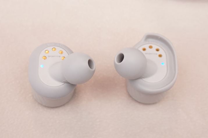 Ǝ̃CtBŋzՂ̂悤ɎɃs^Ƃ̂