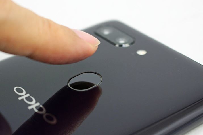 uR15 Neovł͓ڂ̌ꂽwF؃ZT[A{@ɂ͓ڂĂ