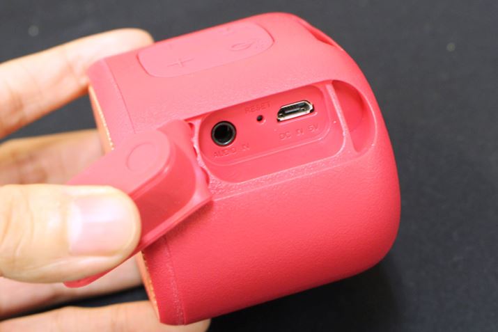 BluetootĥقAAUX͒[qĂėL͂ł