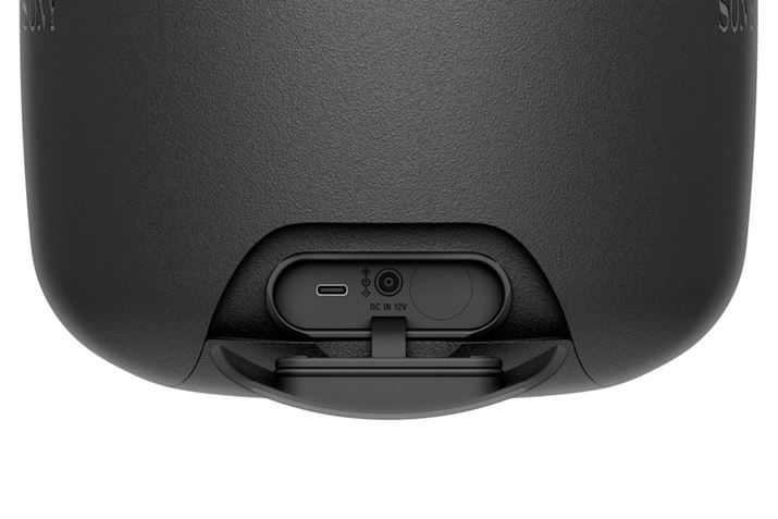 obe[ĂAACA_v^[܂USB Type-CoRł̏[d\