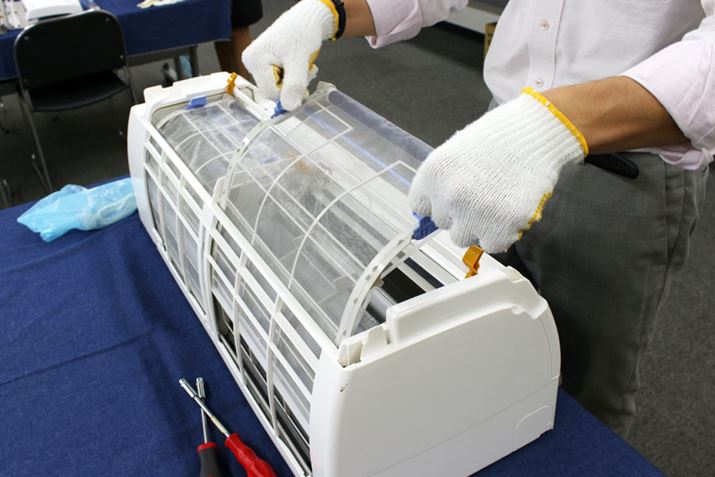 ɎỐAtB^[Bڂׂ̍tB^[ŃzR̐NubN܂