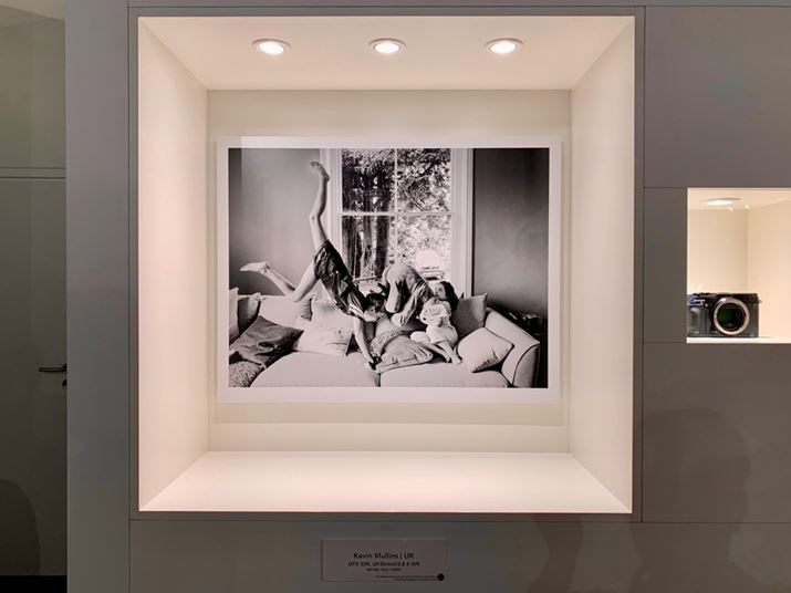 uGFX 50RvŎBeʐ^̓WsĂ܂