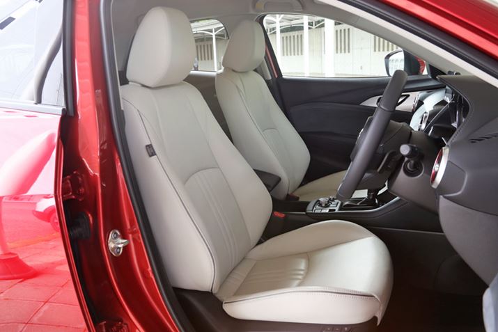 }c_uCX-3v̑OȂ̓T|[g悭AR[i[Ȃǂłp͗ɂ