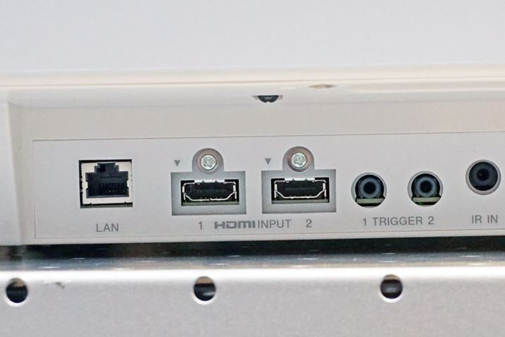 HDMI��18Gbps���͂܂őΉ������̂��ő�̓�����