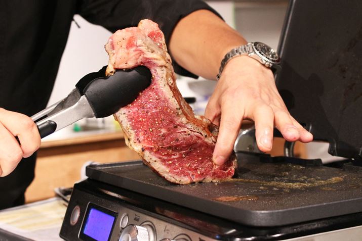 v[gɐGĂȂ͏ĂȂ̂ŁA͎蓮ŏĂĂ܂