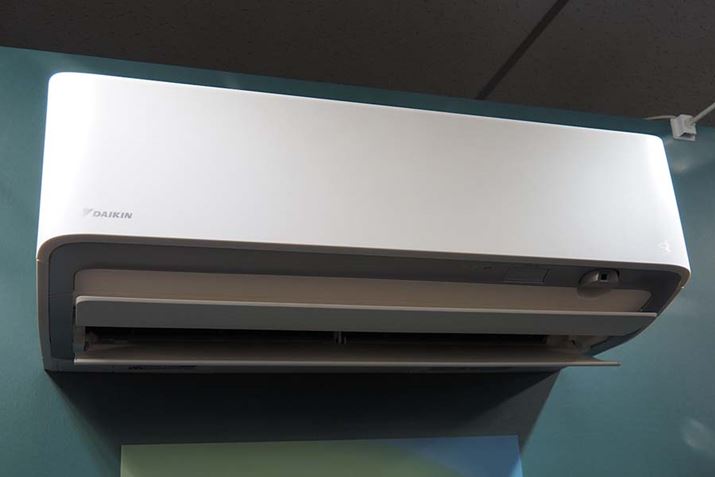 ^]͉̃tbvJ܂BS̓IɃZT[\ڗɂVvȃfUCł