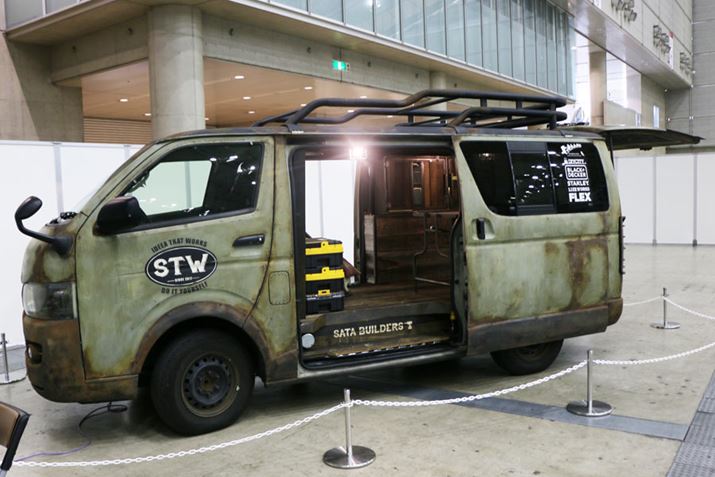 Â{{̎Ԃ̂悤Ɍ邪ÁAs200nnCG[Xx[X