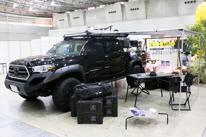 Ɉoă^[v̂悤ɎgTChI[jO⃉bŃAAtJ̃[J[uFRONT RUNNERv