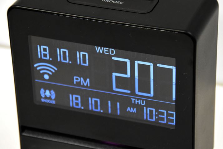 t̕\͌ŒBPxA[̉ʂ͎ԑтɂĕς