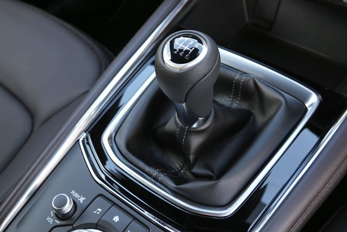 }c_uCX-5v2.2LN[fB[[֐Vɍ̗pꂽ6MTf