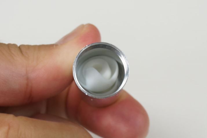 P[X͑ق̃fƈ悷̂́AoÂ炢Ƃfbg