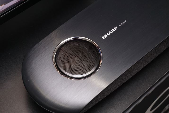 TEho[㕔ɂ̓Cl[uhXs[J[zu